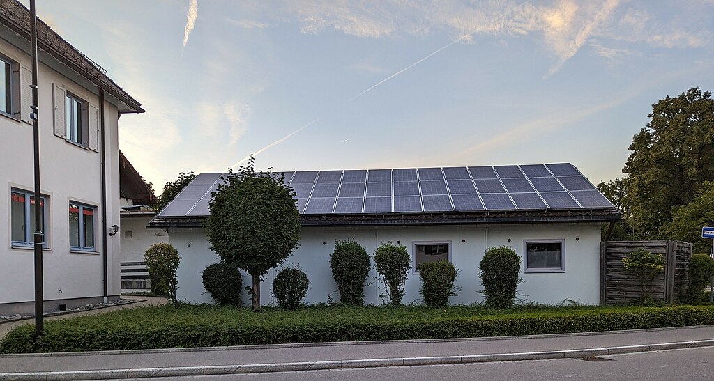 Beispielbild einer gewerblichen PV-Anlage